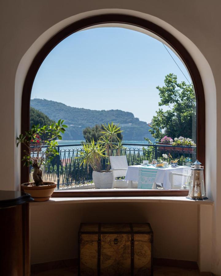 Gli Archi Sul Mare Bed & Breakfast Gaeta Ngoại thất bức ảnh