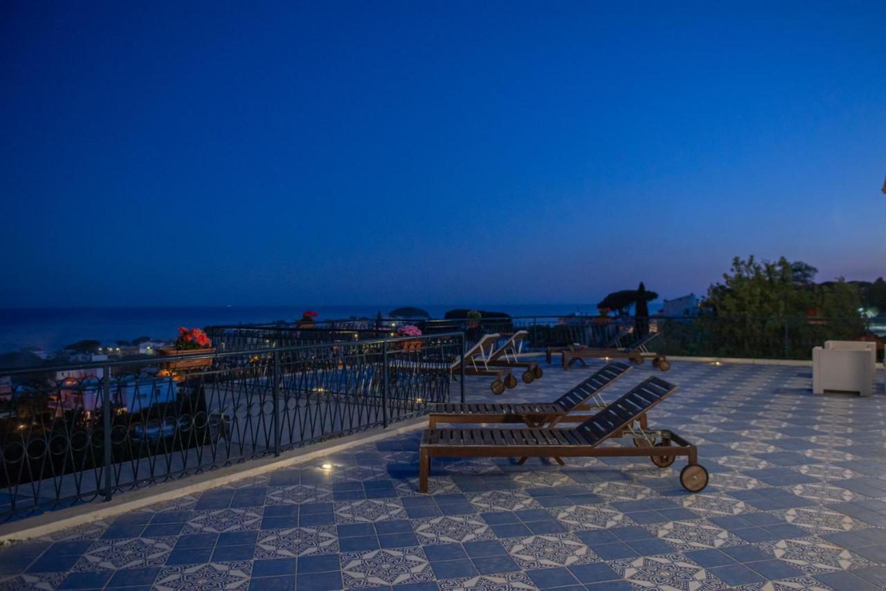 Gli Archi Sul Mare Bed & Breakfast Gaeta Ngoại thất bức ảnh