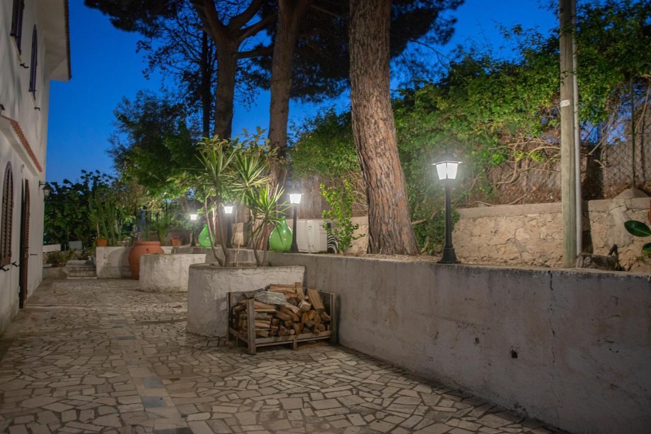 Gli Archi Sul Mare Bed & Breakfast Gaeta Ngoại thất bức ảnh