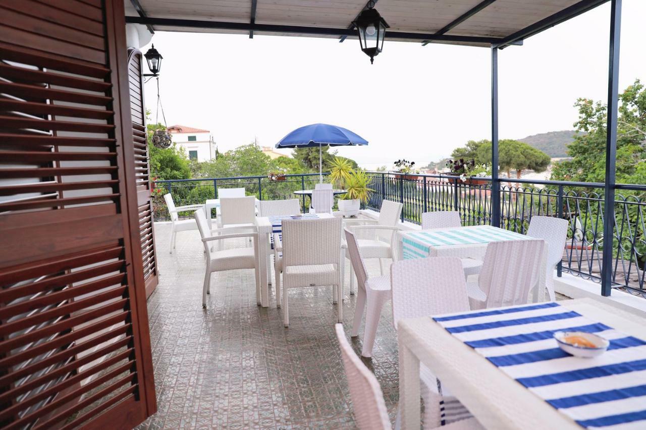Gli Archi Sul Mare Bed & Breakfast Gaeta Ngoại thất bức ảnh