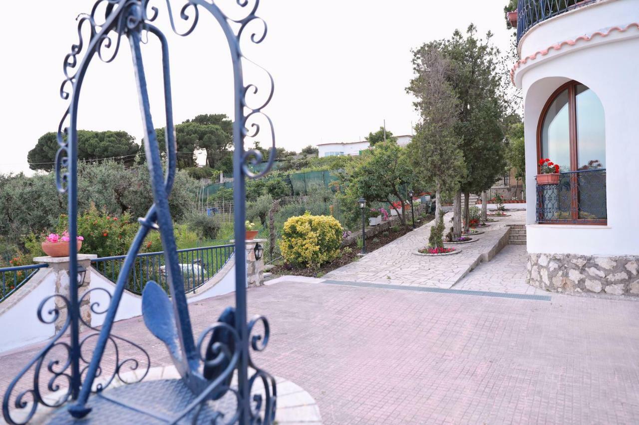 Gli Archi Sul Mare Bed & Breakfast Gaeta Ngoại thất bức ảnh